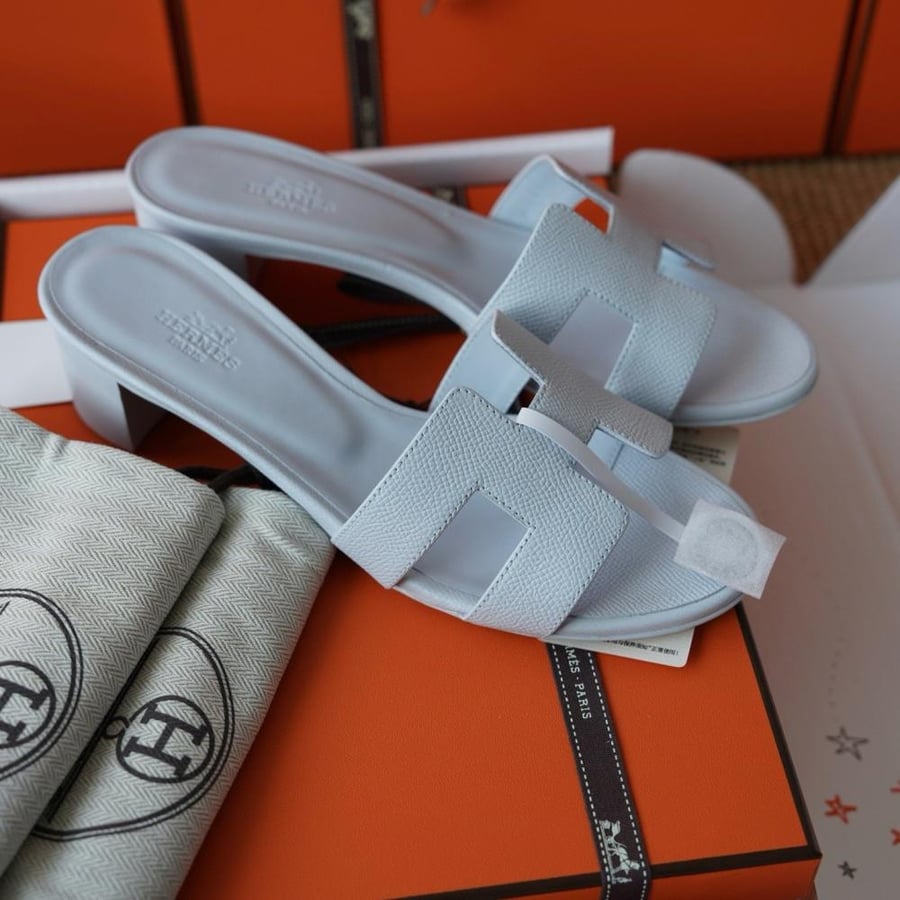 Oasis sandal