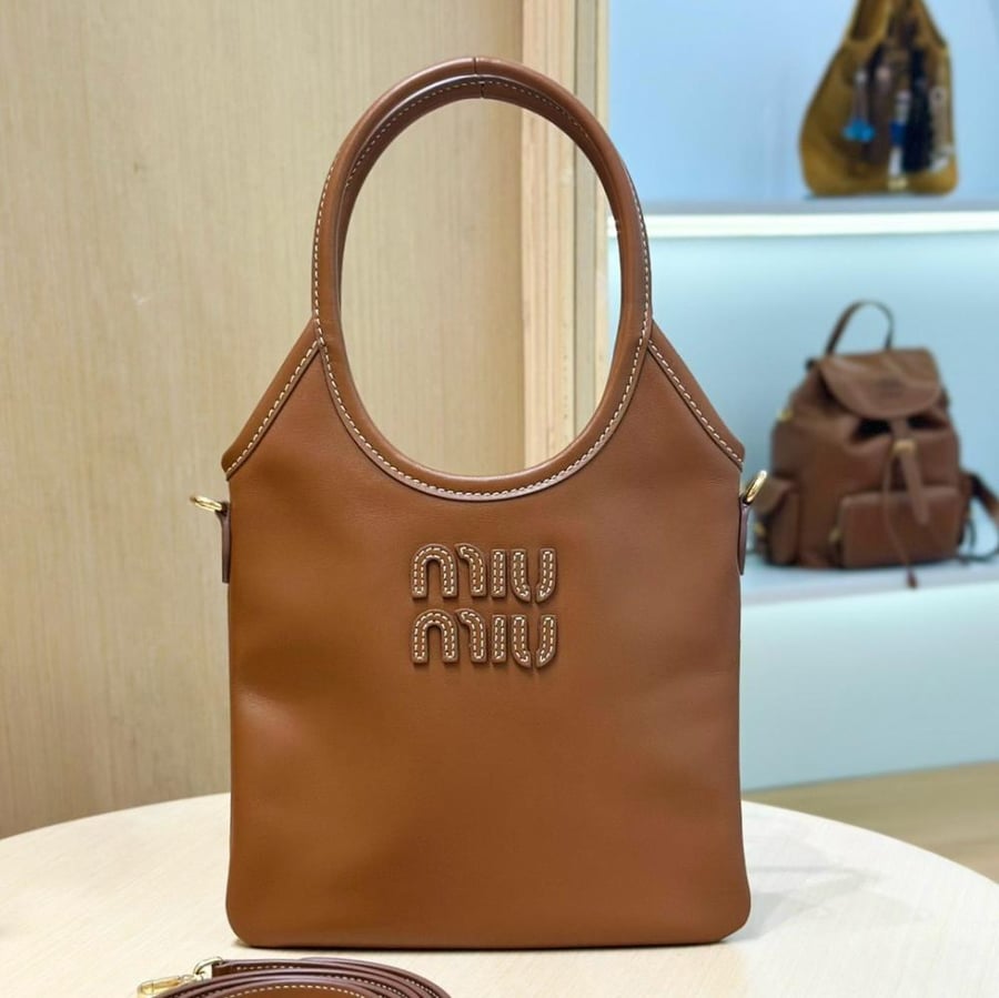 Miu miu lvy 20cm