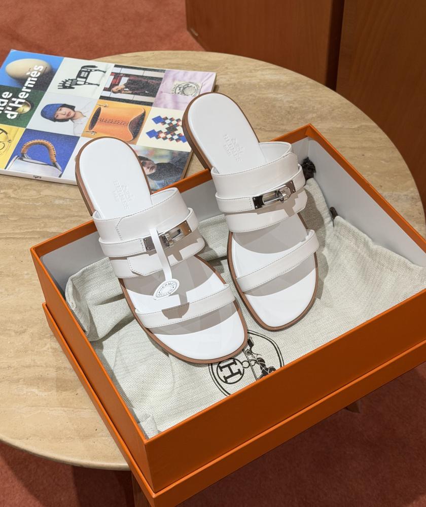 Nina sandal