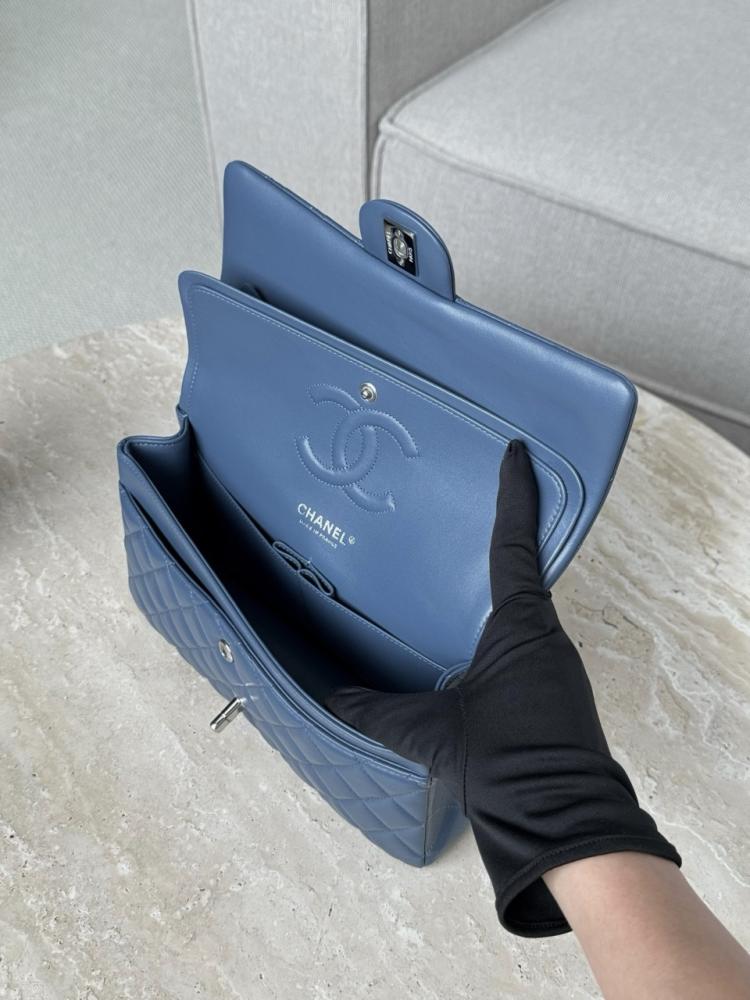 Cf medium lambskin leather phw