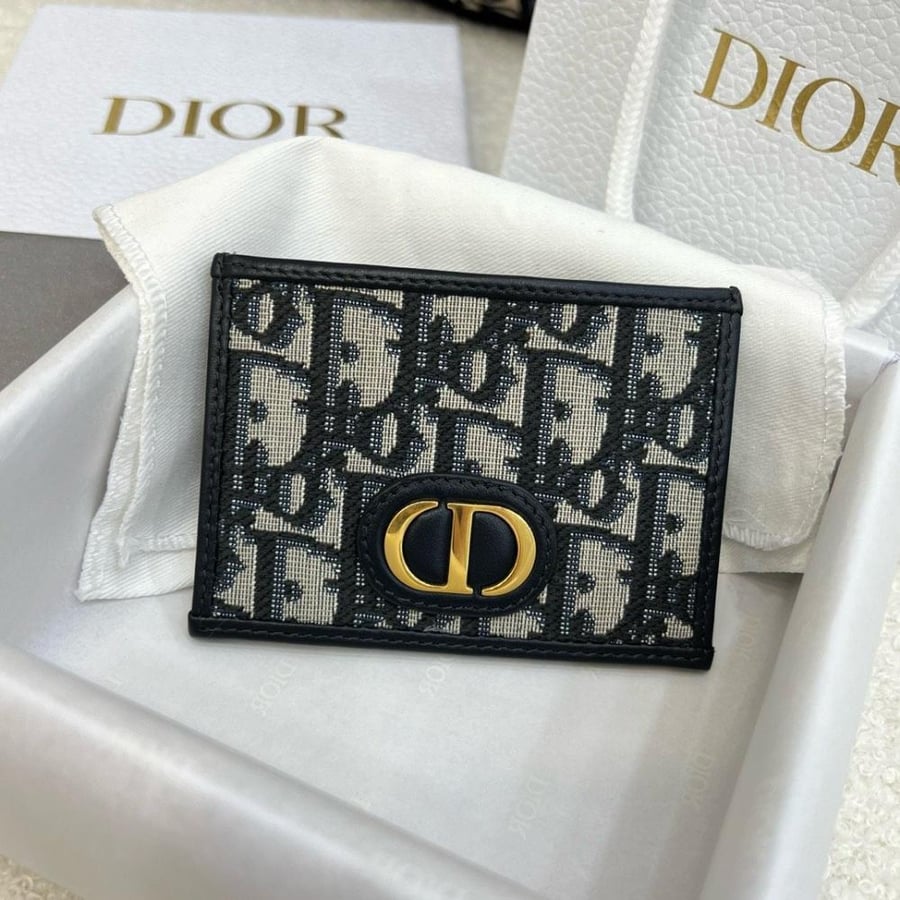 Dior wallet 30 Montaigne card holder