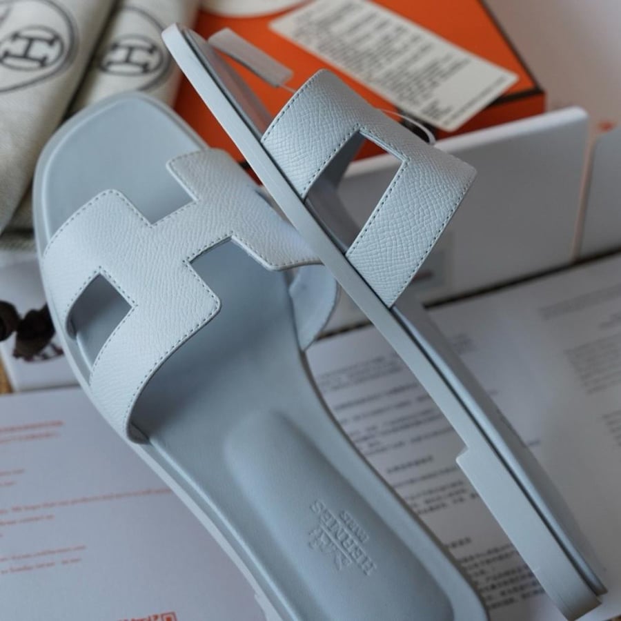 Oran sandal