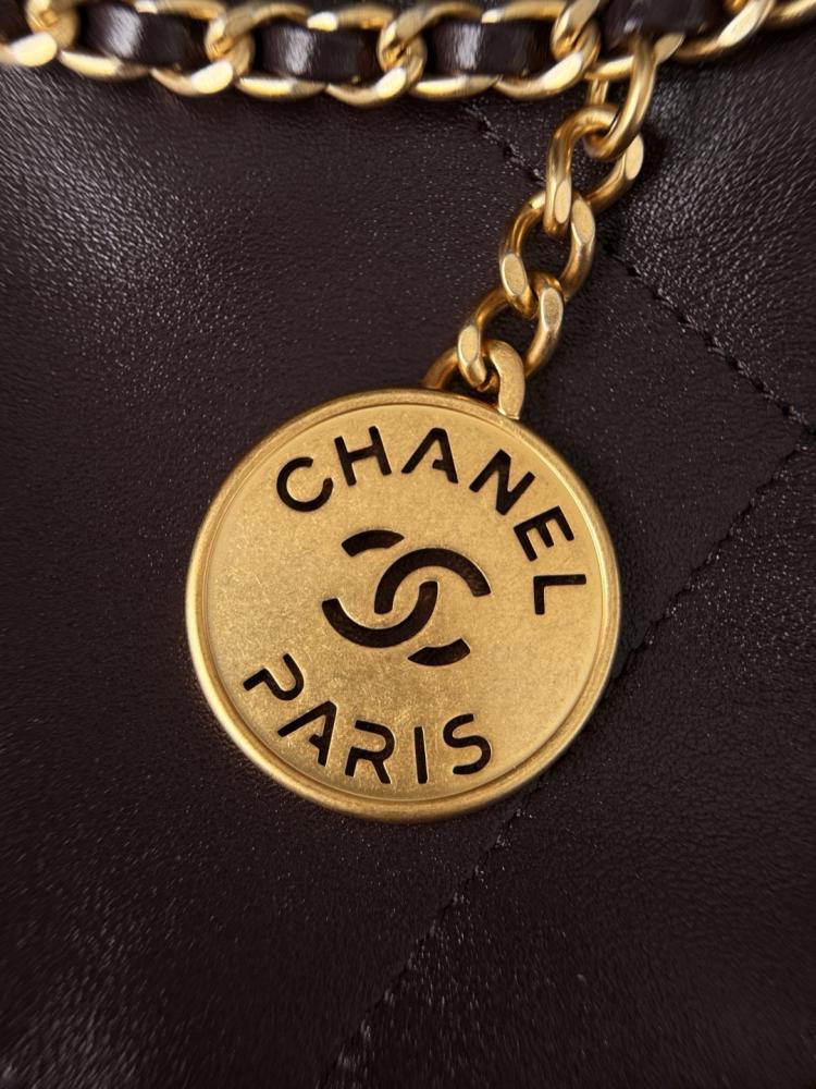 Chanel 22bag mini shiny calfskin