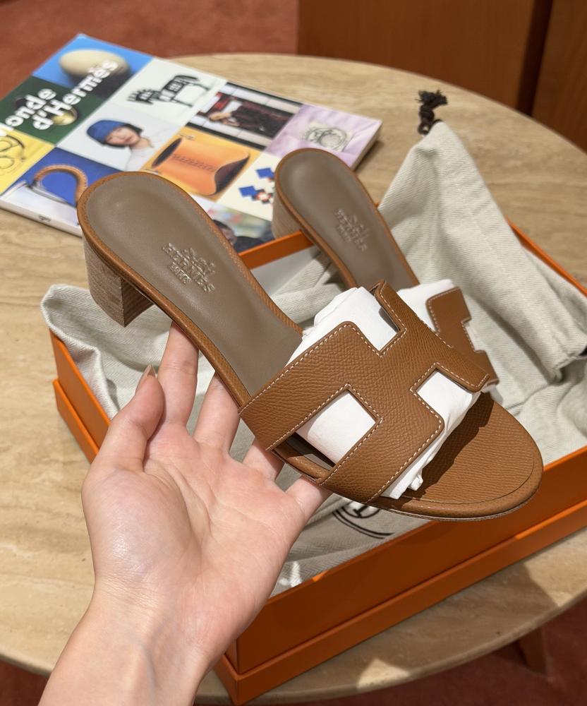 Hermès oasis sandal