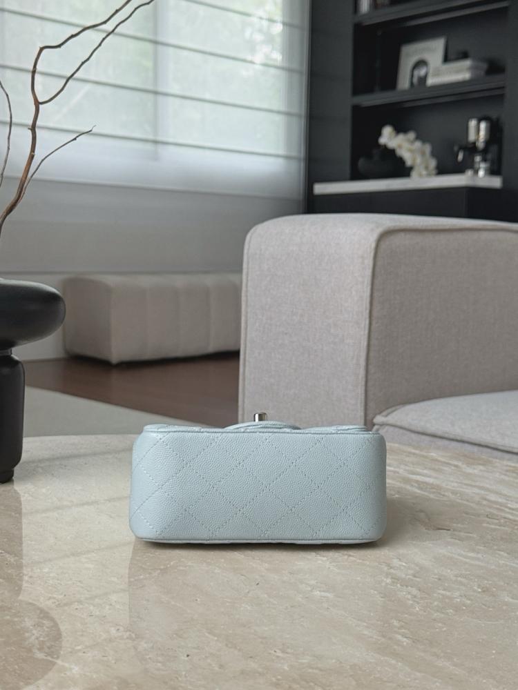 Mini square classic flap