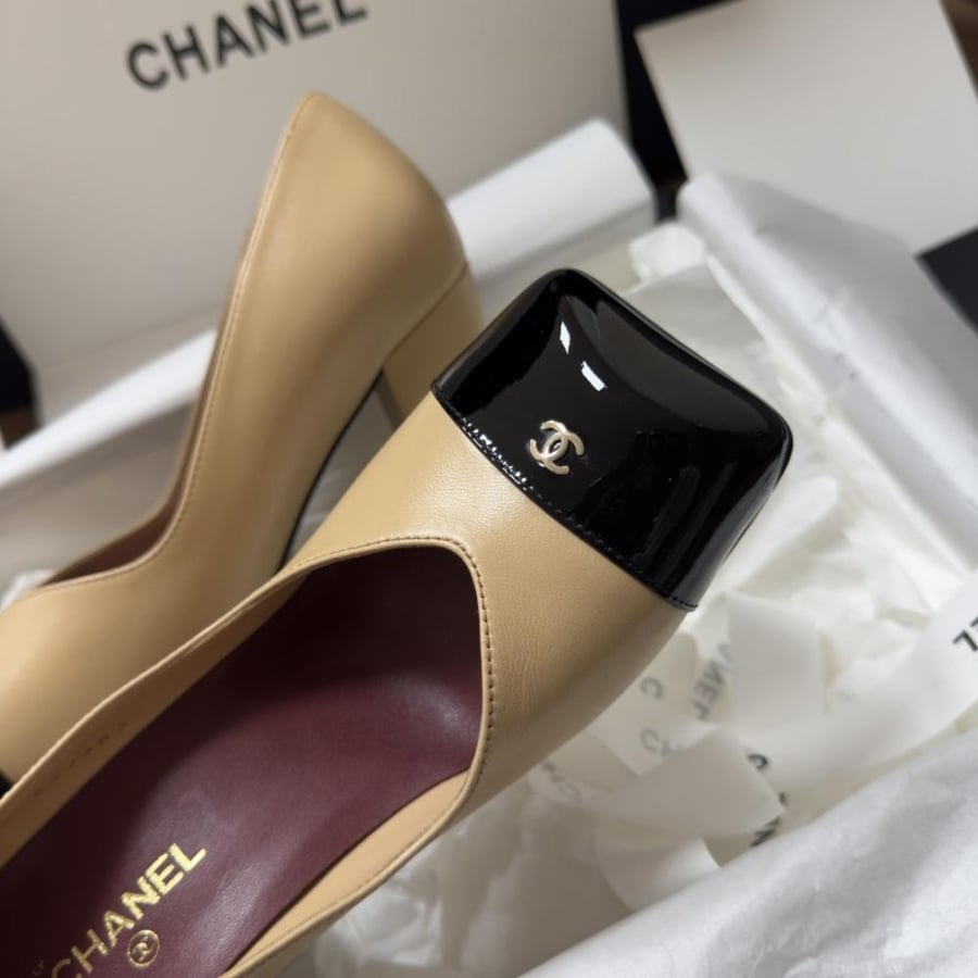 Chanel 26s