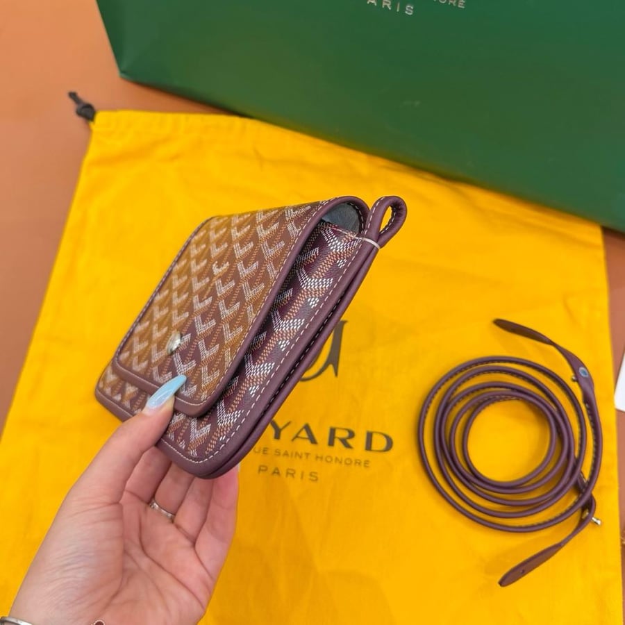 Plumet pouch-wallet