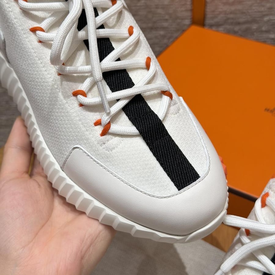 Lift slip-on sneaker