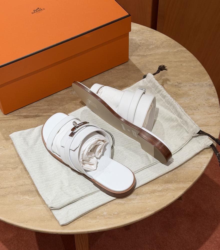 Nina sandal