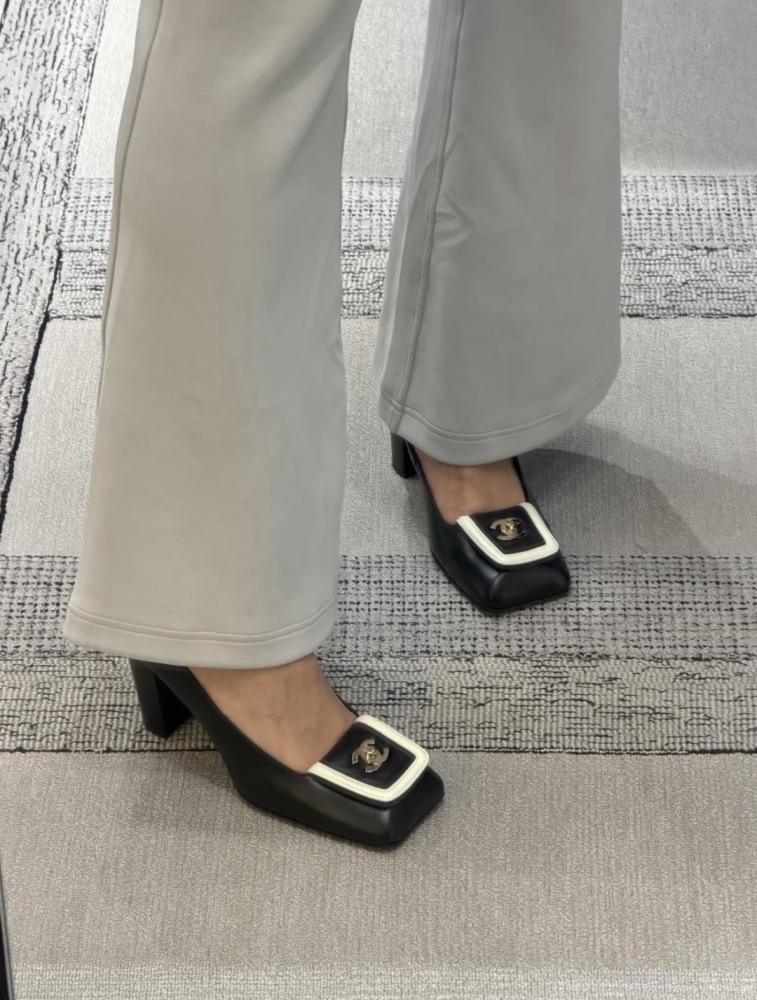 Chanel 26s