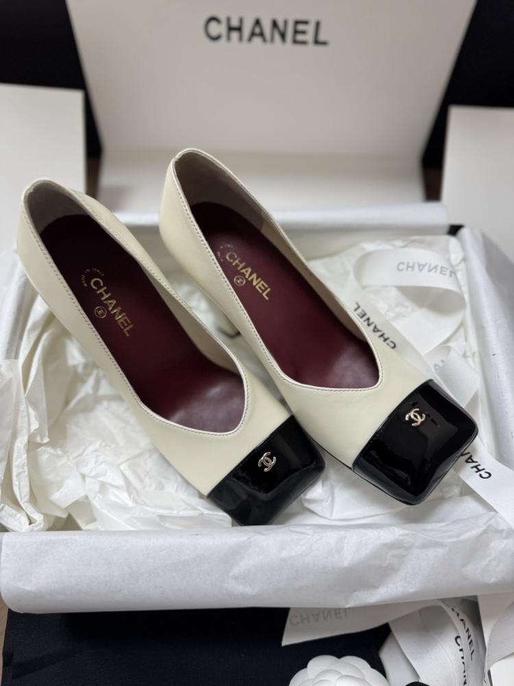 Chanel 26s