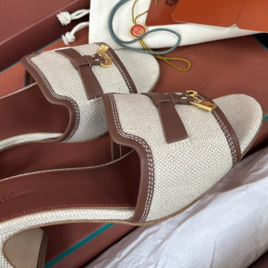 Summer charms sandal
