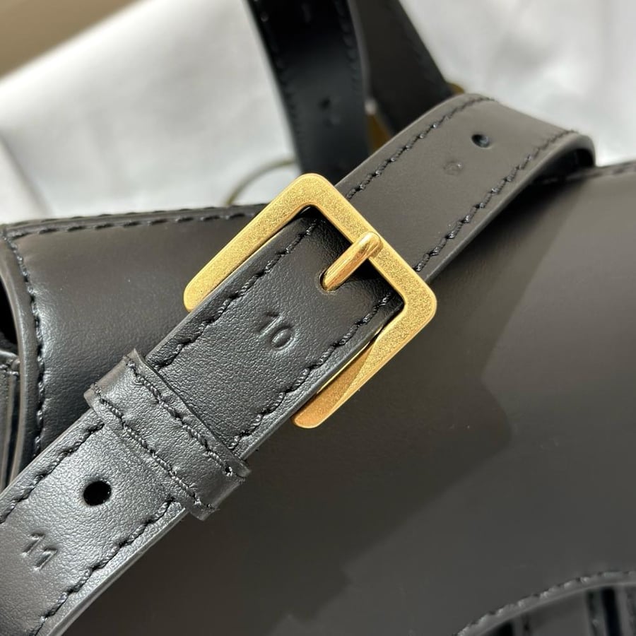 Mini soft saddle