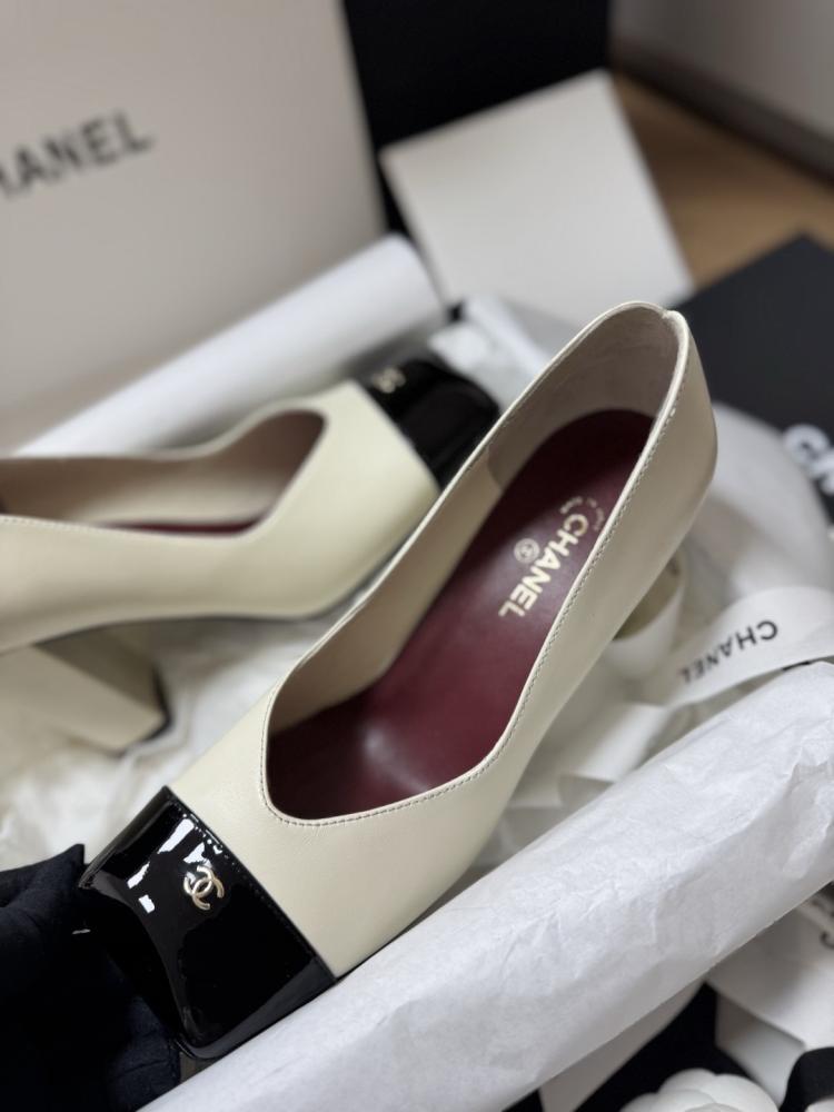 Chanel 26s