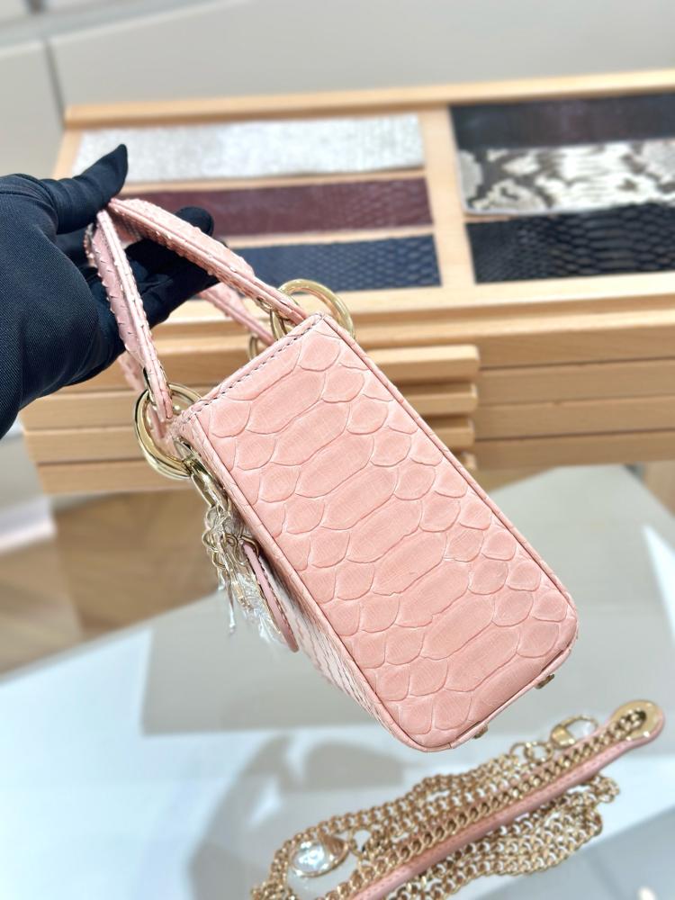 Mini lady dior