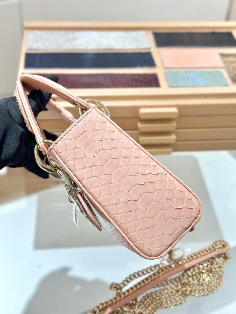 Mini lady dior