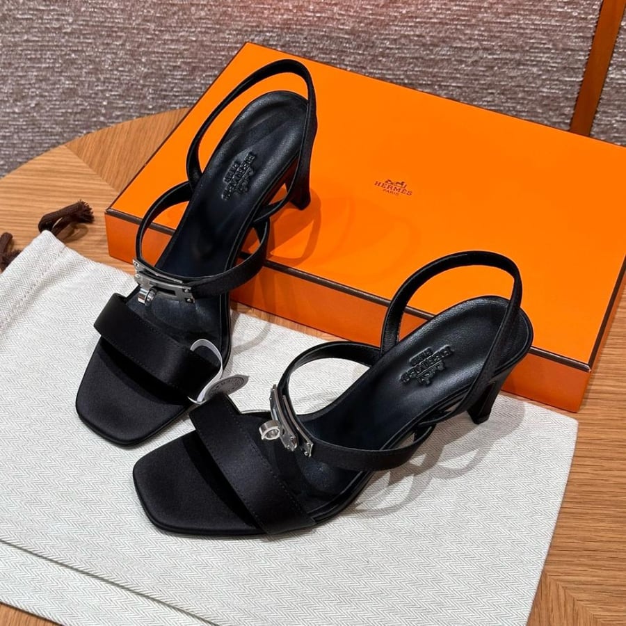 Hermès glamour 75 black color