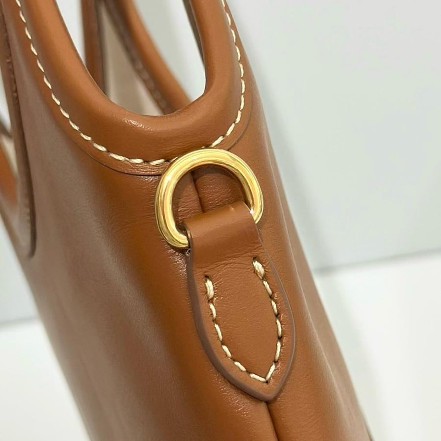 Miu miu lvy 20cm
