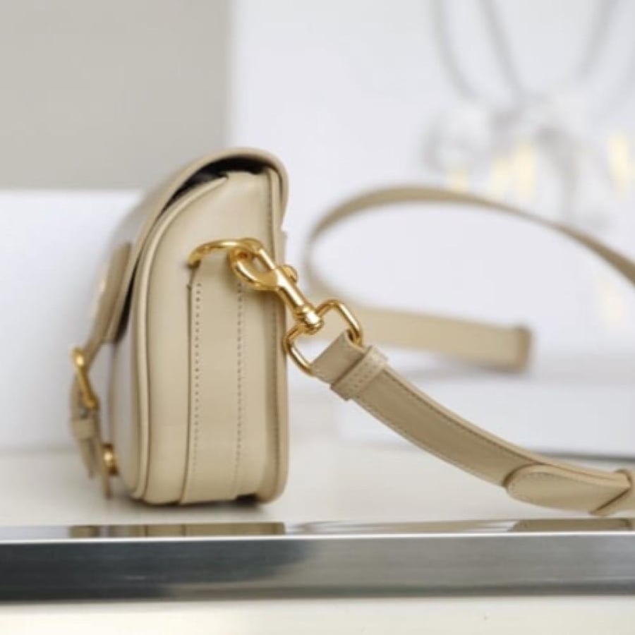 MEDIUM DIOR BOBBY BAG Beige Box Calfskin