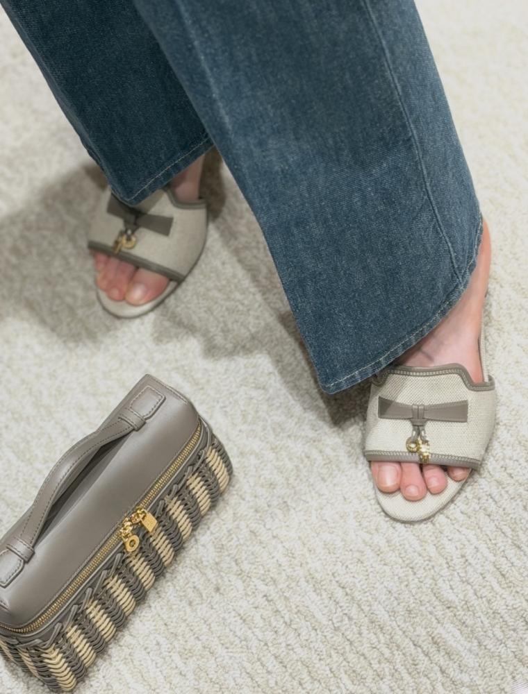 Summer charms sandal