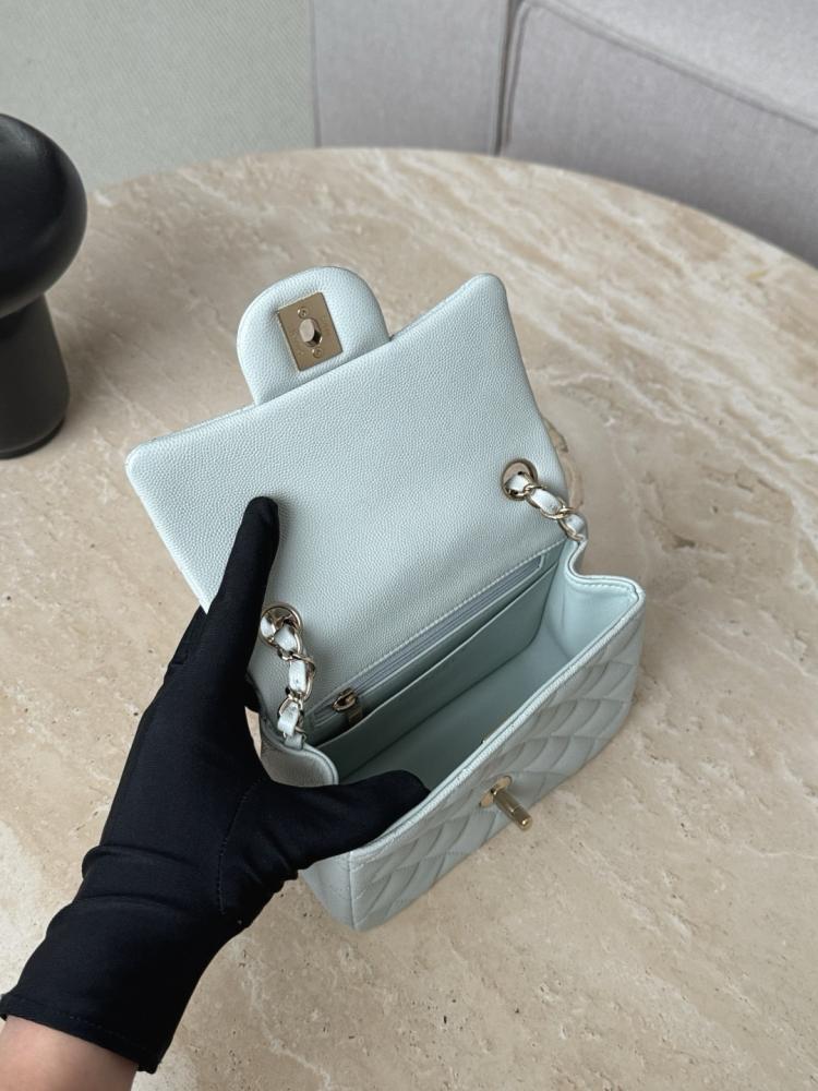 Mini square classic flap