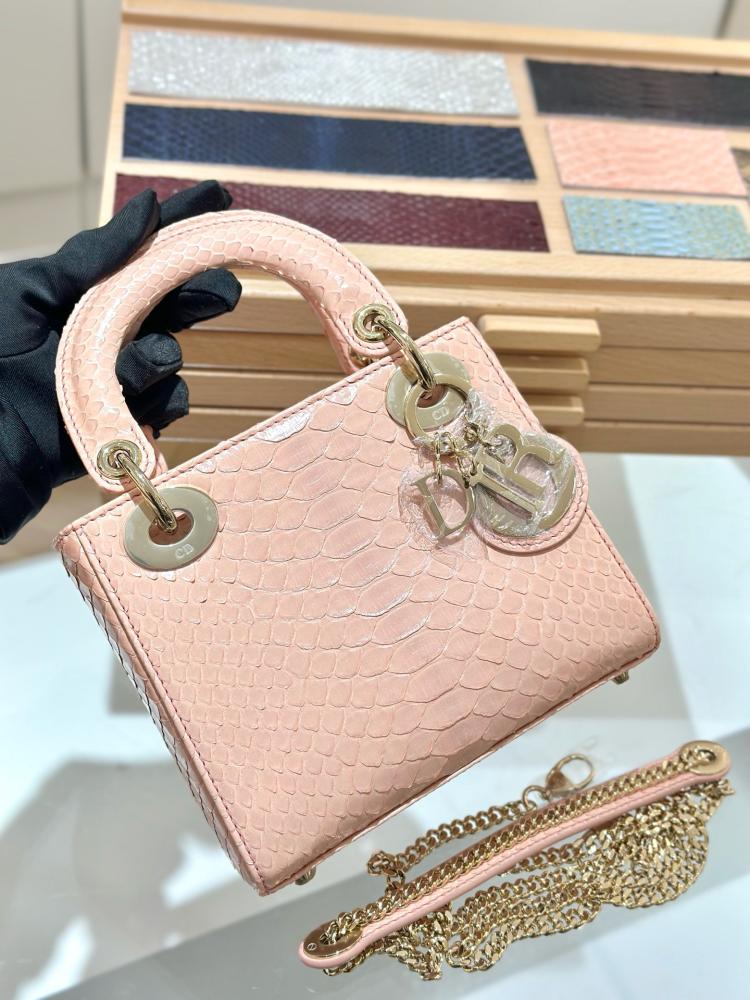 Mini lady dior
