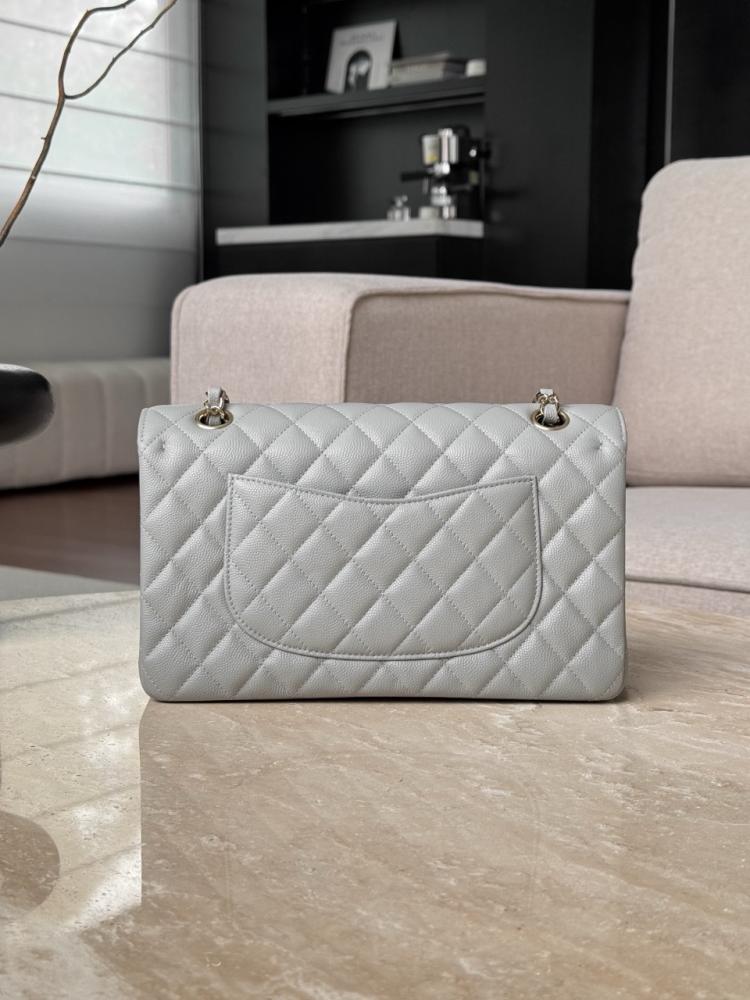 Cf medium caviar leather ghw