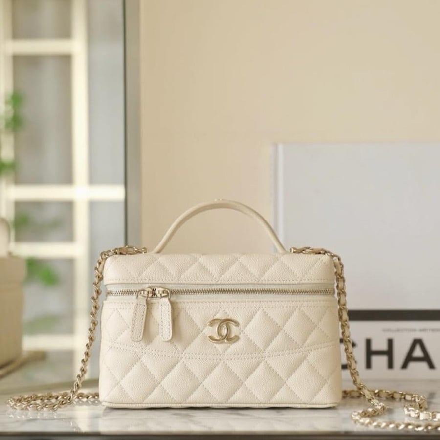 Chanel 25c