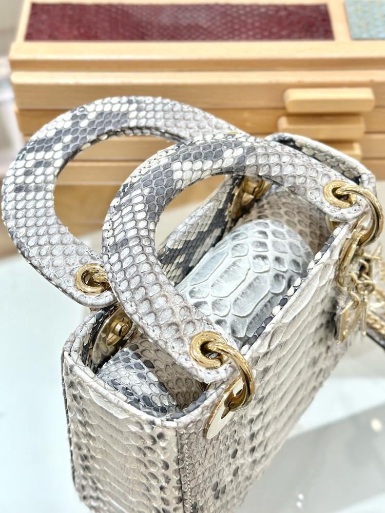 Mini lady dior