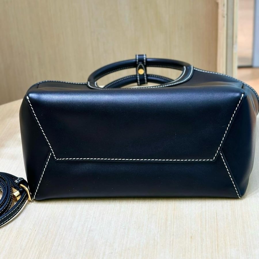 Miu miu lvy 22cm