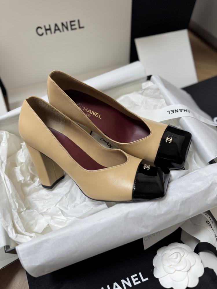 Chanel 26s
