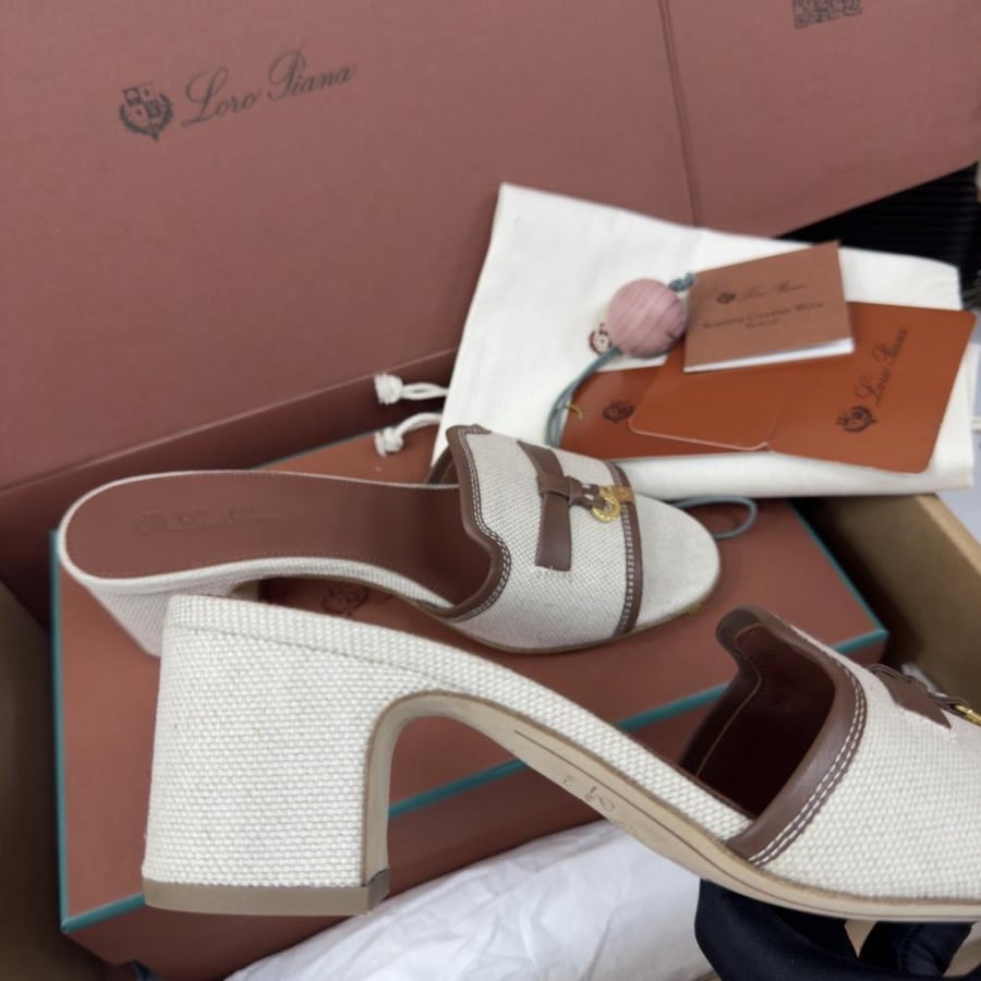 Summer charms sandal