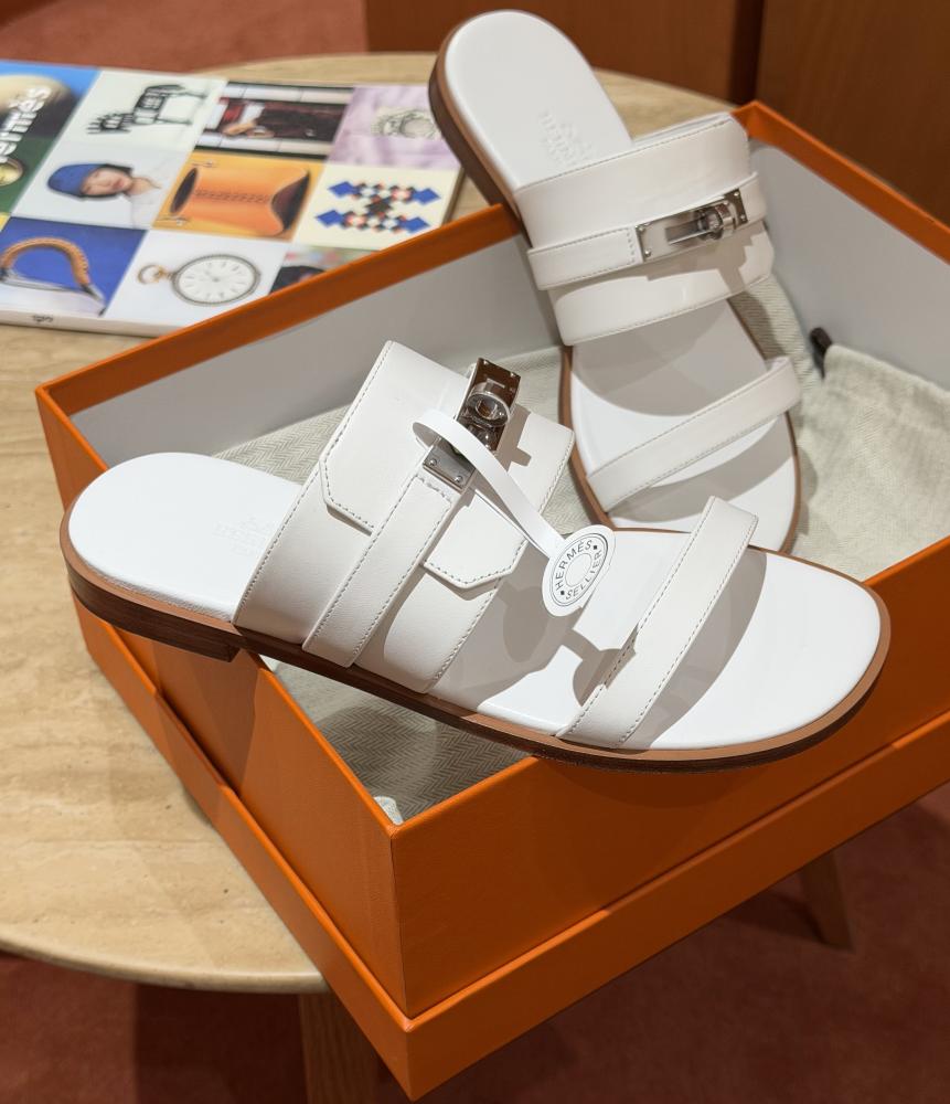 Nina sandal
