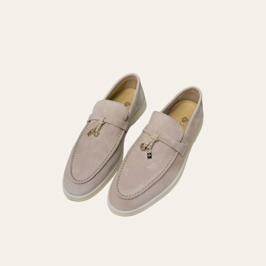 Loropiana summer walk