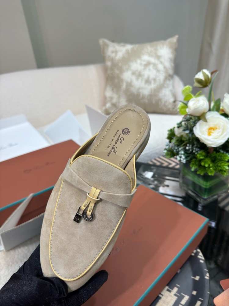 Loropiana summer walk