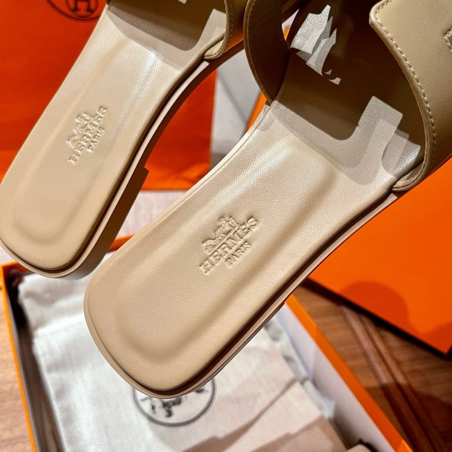 Hermès Oran swift Sandals