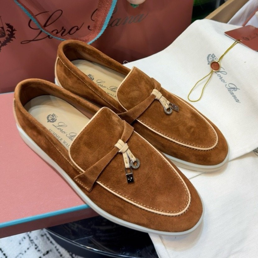 Loropiana summer walk