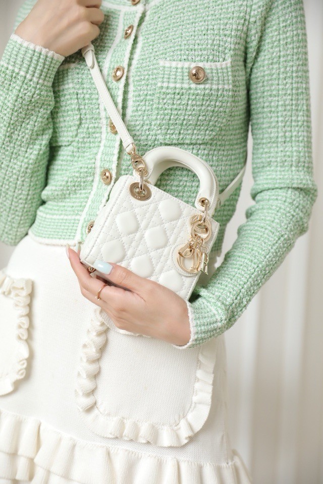 LADY DIOR MICRO BAG
