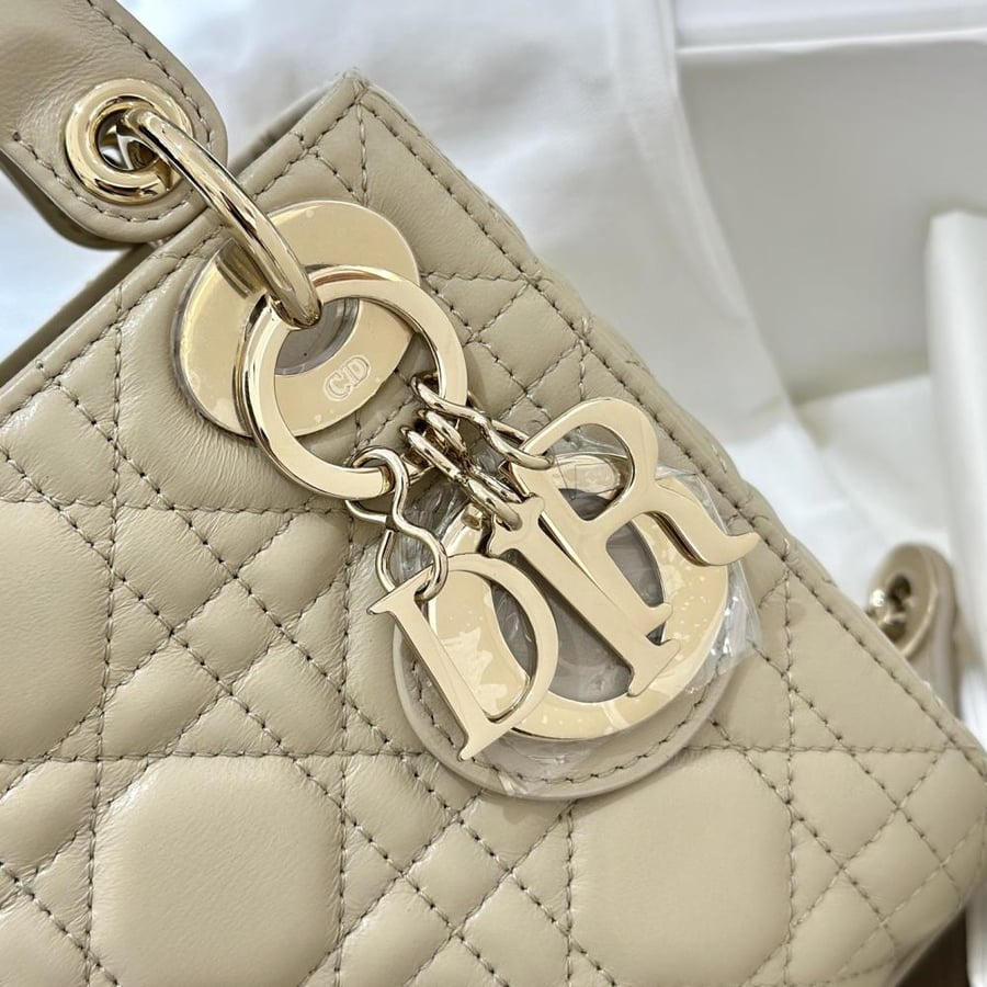 Mini lady dior