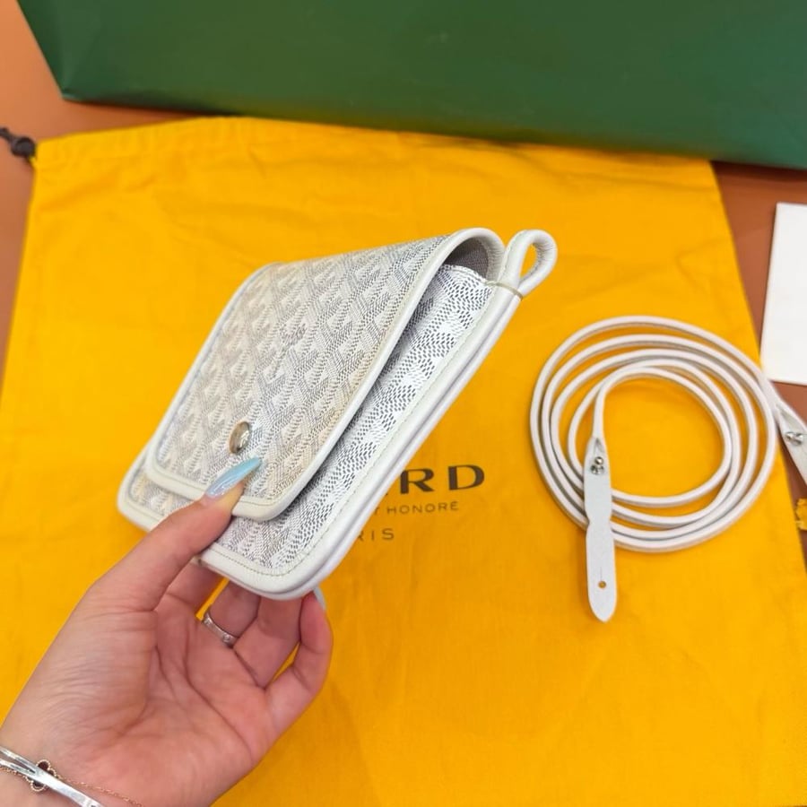 Plumet pouch-wallet