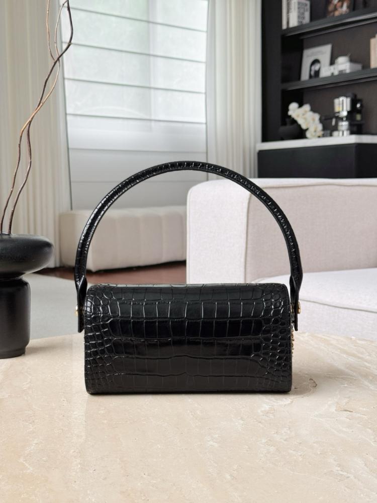 Clutch with chain