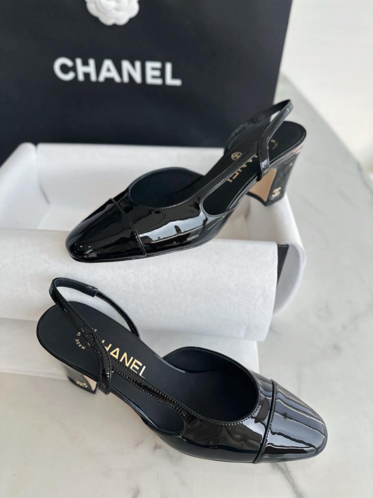 Chanel slingbacks
