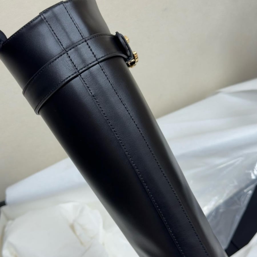 Chanel 26b boot