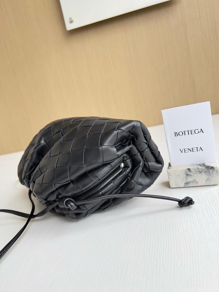 Mini pouch