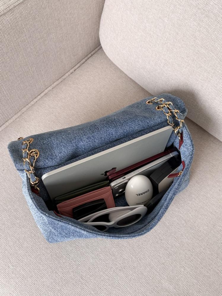 Maxi bag with flap