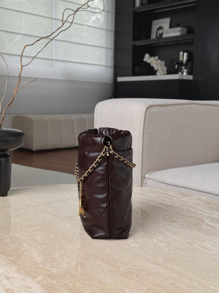 Chanel 22bag mini shiny calfskin