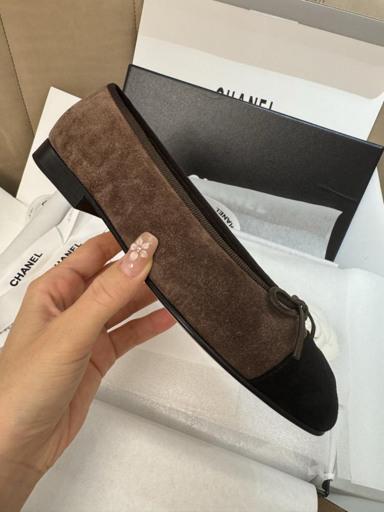 Ballet flats