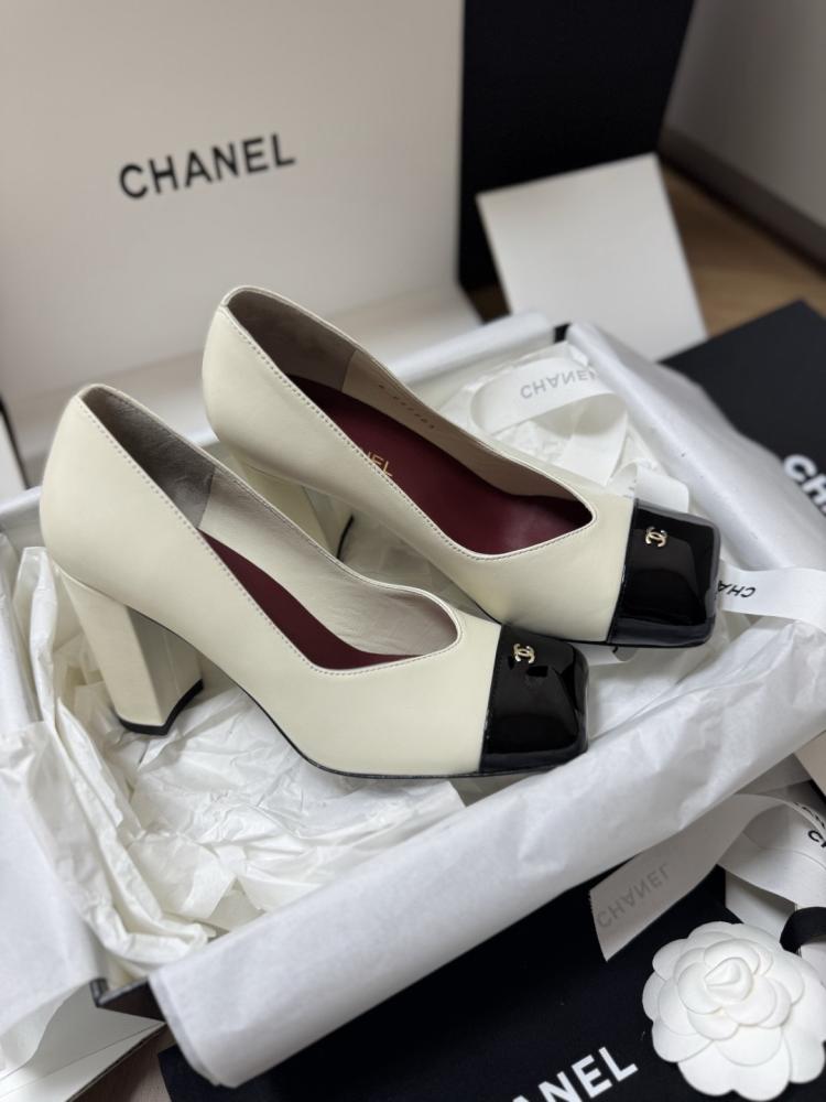 Chanel 26s