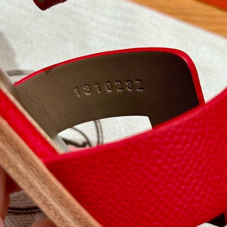 Hermès Red Santorini epsom sandal