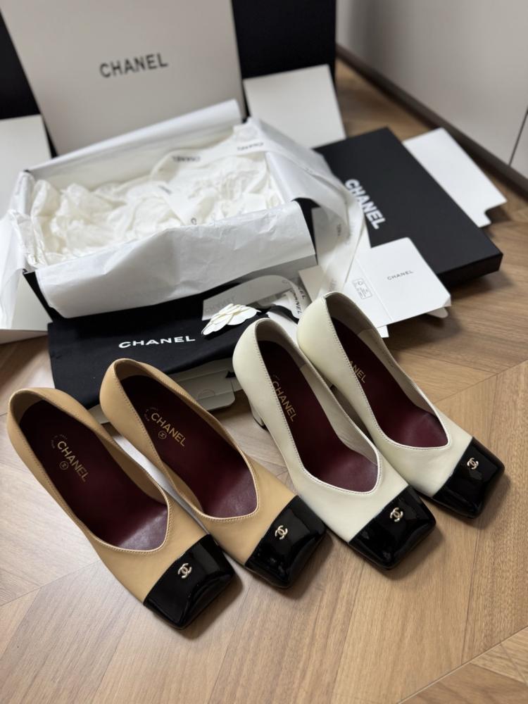 Chanel 26s
